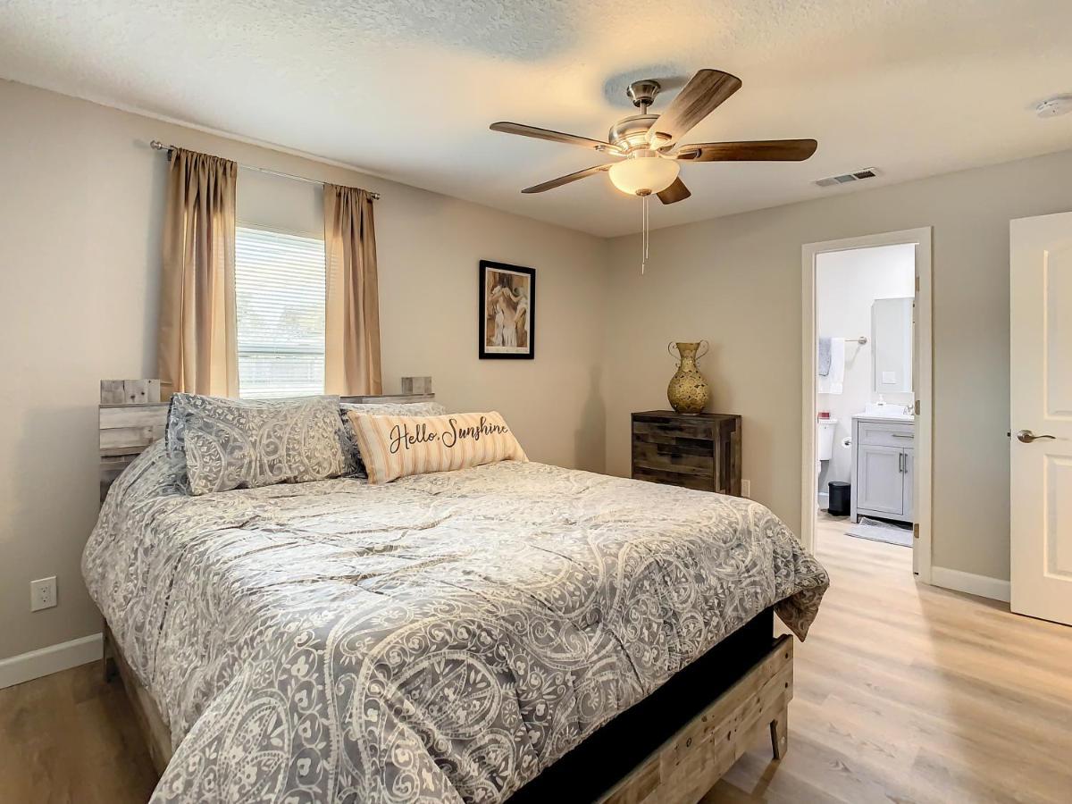Vila Crown Jewel Of Clearwater 10-15 Min To Beach 5 Min To St Pete Airport Exteriér fotografie